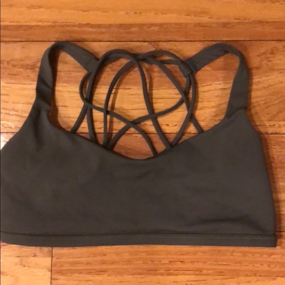 Lululemon sports bra